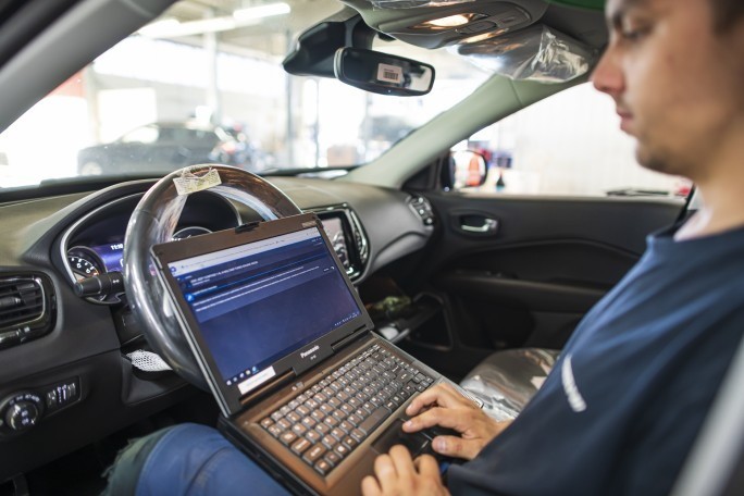 Ausbildung zum Kraftfahrzeugmechatroniker (m/w/d) - Schwerpunkt Personenkraftwagentechnik 2027, 2. Bild